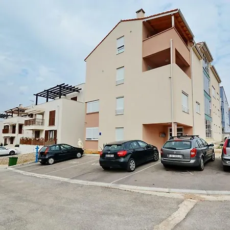 Apartment With A Parking Space - Diklo, - 17335 Zadar